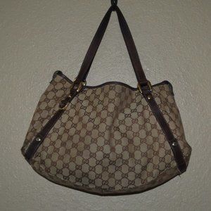 Gucci Brown Signature GG Shoulder Handbag- MASK!